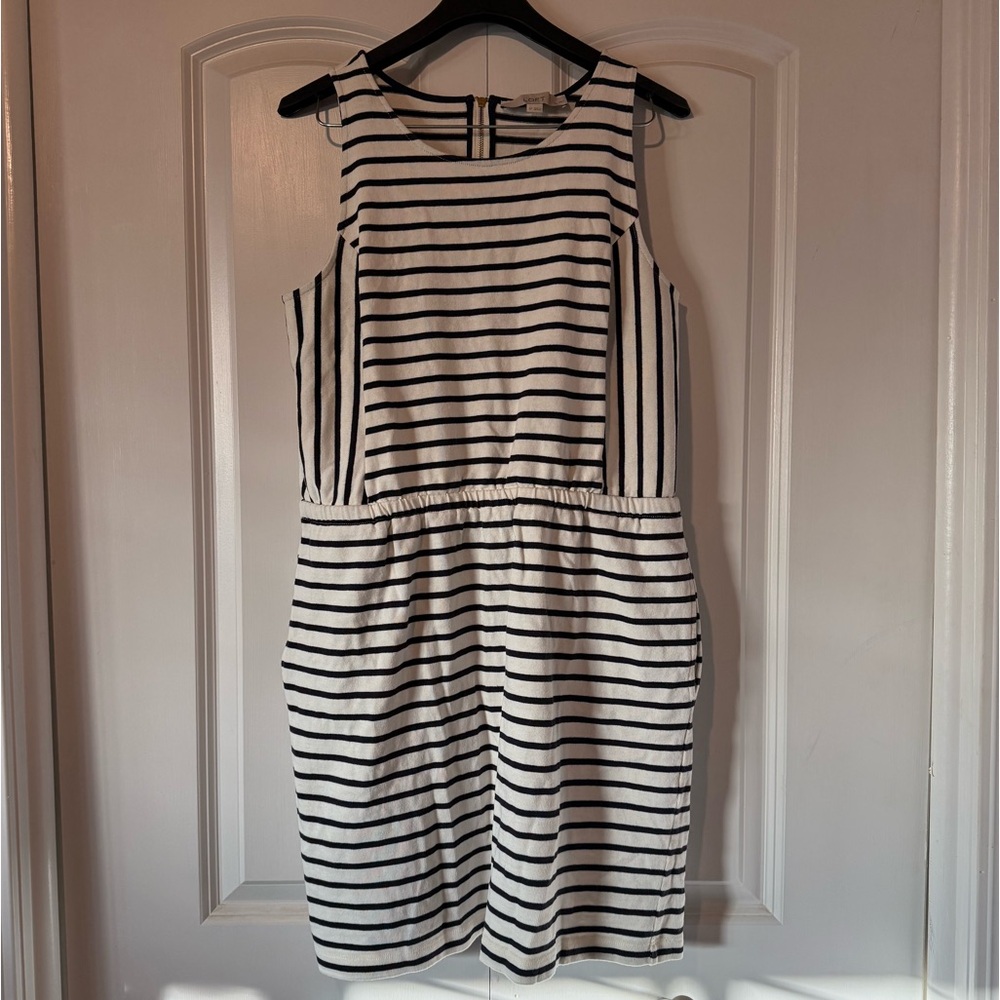 Ann Taylor LOFT dress LP Navy & White